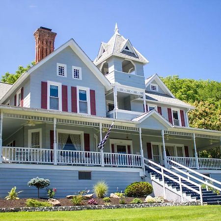 Hudson Manor Bed & Breakfast Watkins Glen Exteriör bild