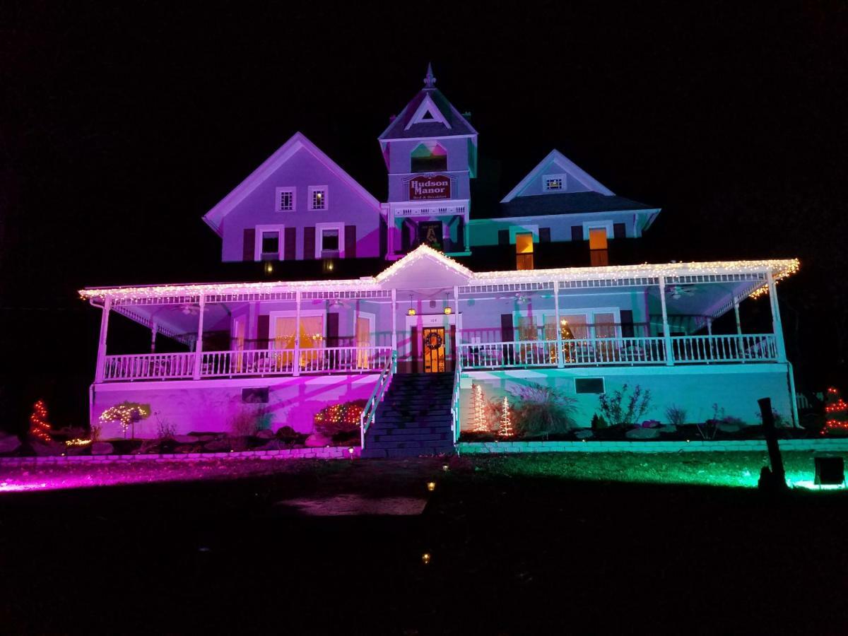 Hudson Manor Bed & Breakfast Watkins Glen Exteriör bild