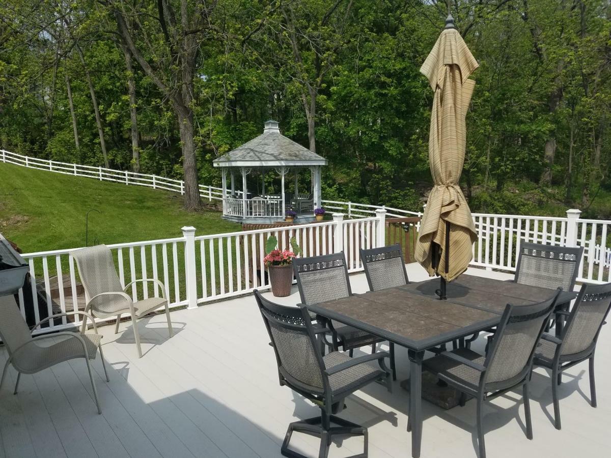 Hudson Manor Bed & Breakfast Watkins Glen Exteriör bild