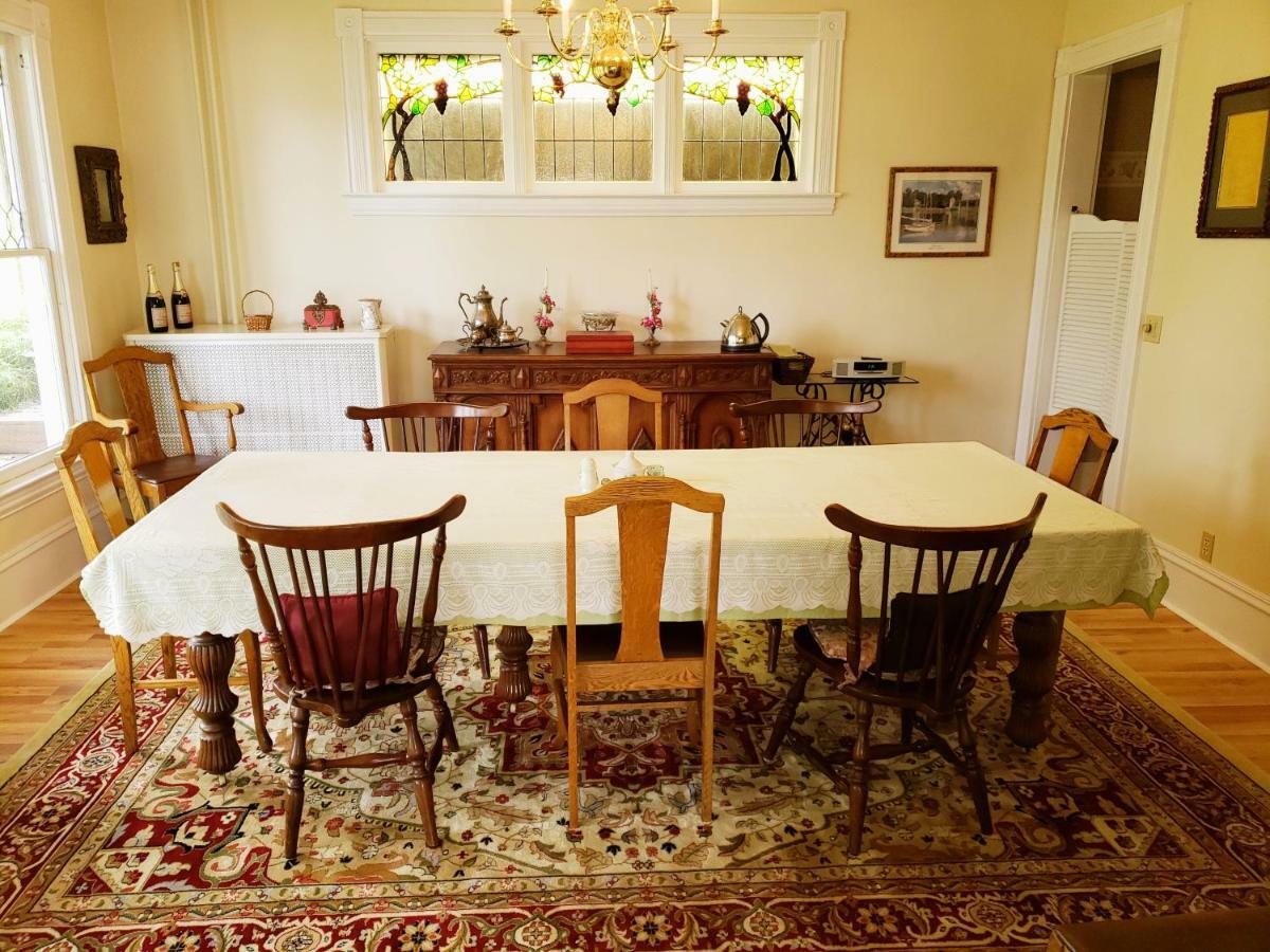 Hudson Manor Bed & Breakfast Watkins Glen Exteriör bild